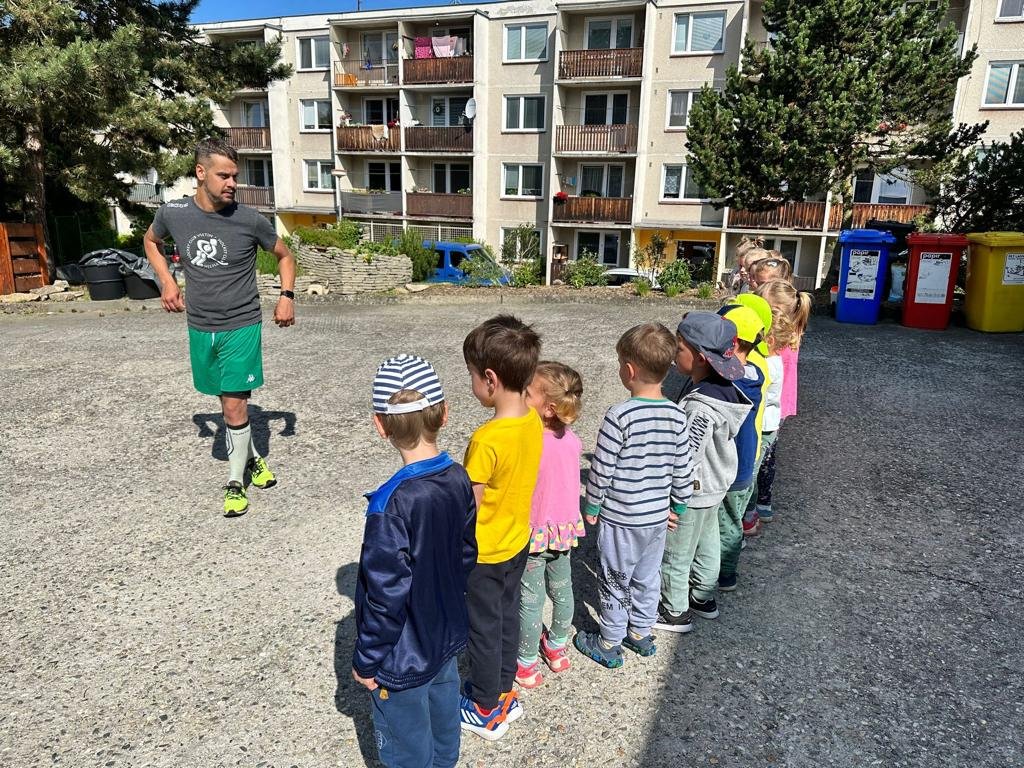 Treni mldee VHK navtvuj kolky.